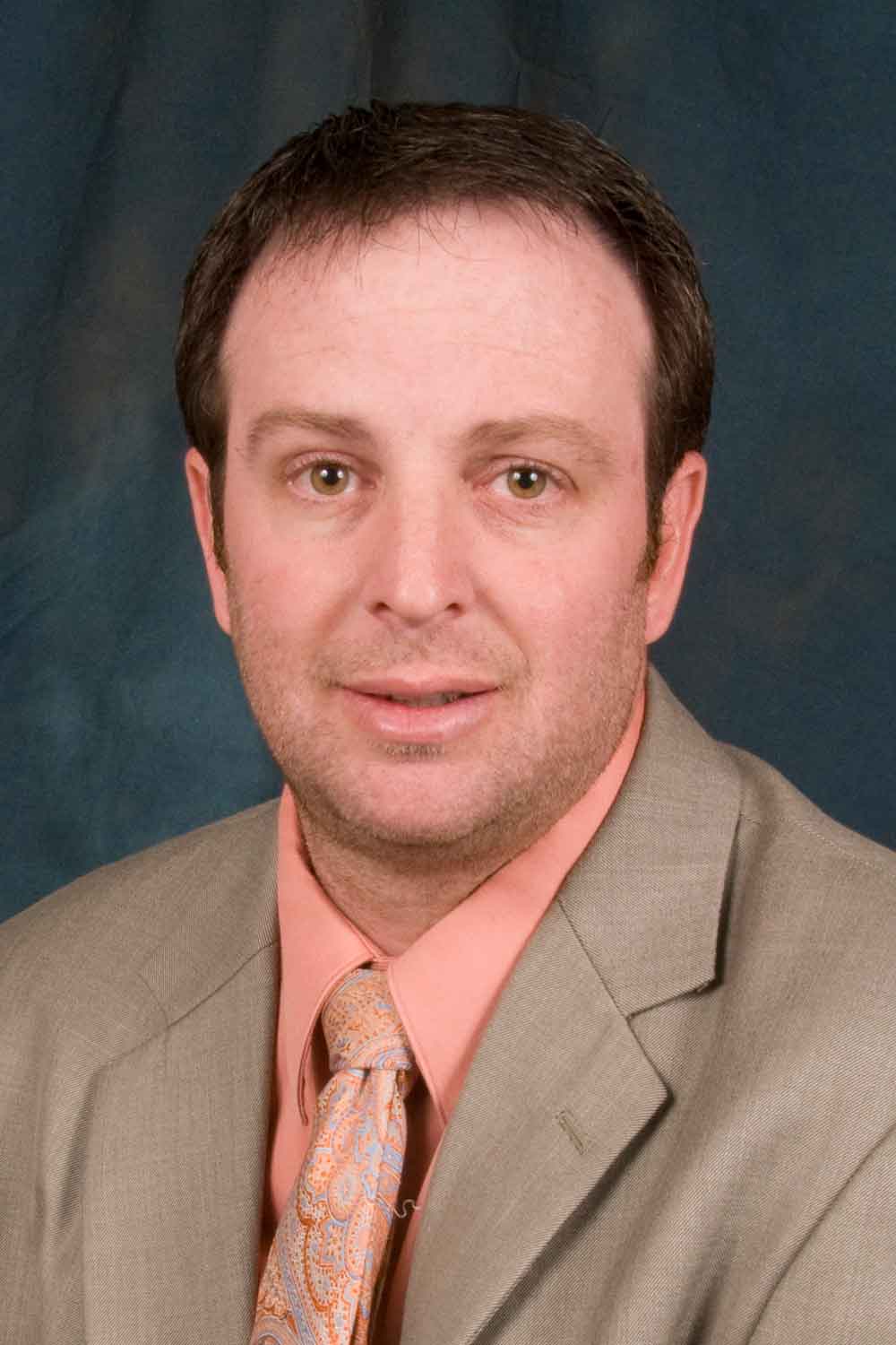 Profile Picture: 300w x 400h