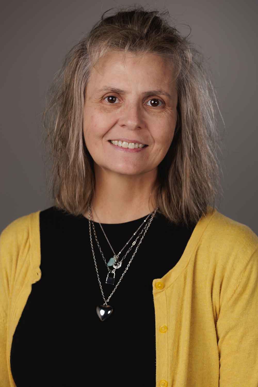 Profile Picture: 300w x 400h