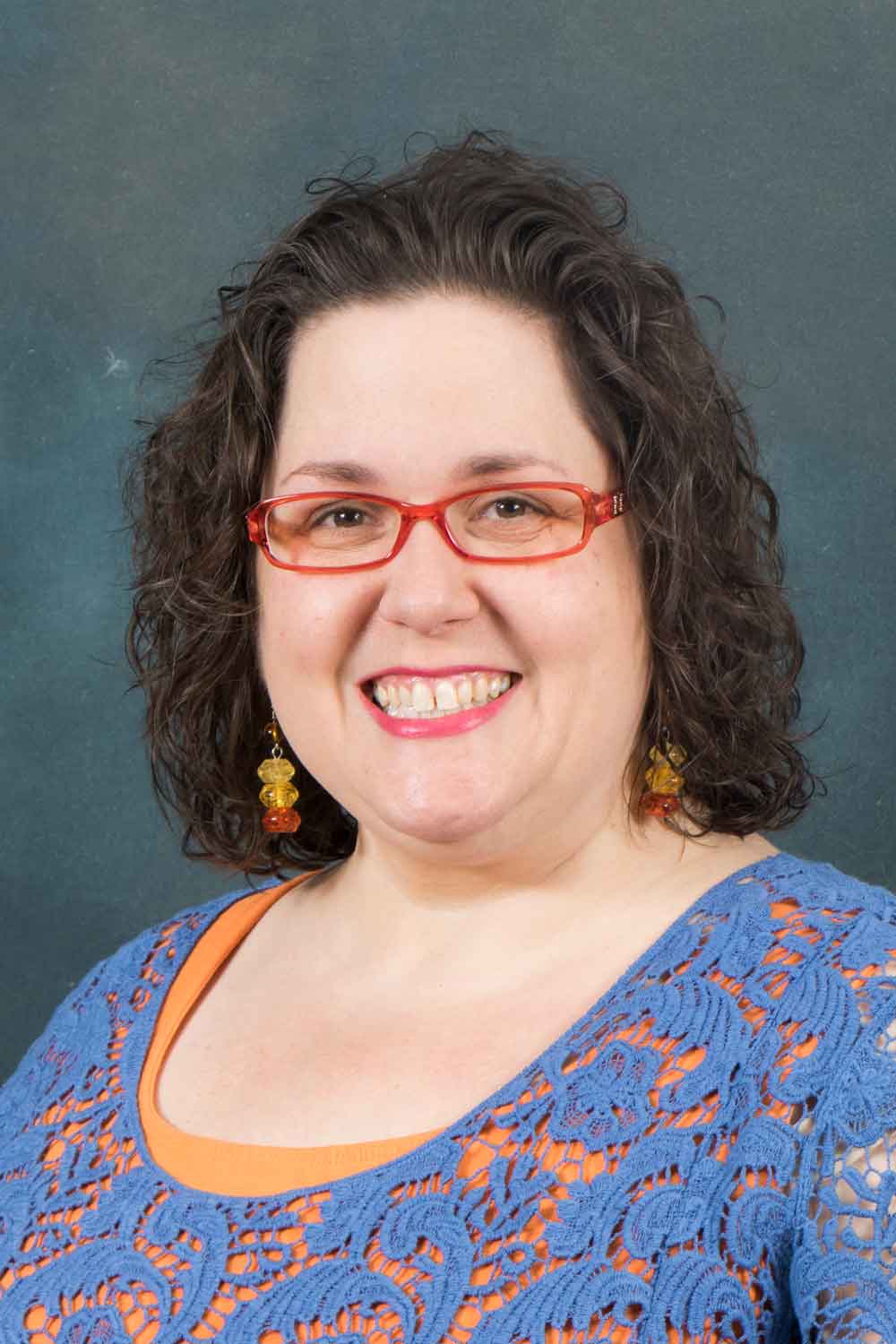 Profile Picture: 300w x 400h