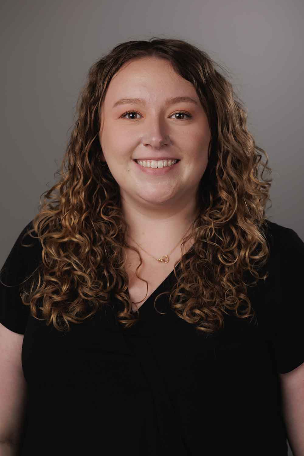 Profile Picture: 300w x 400h