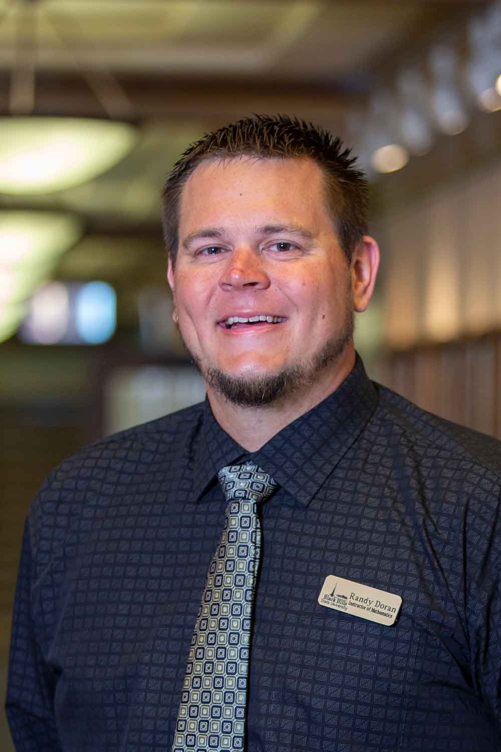 Profile Picture: 300w x 400h