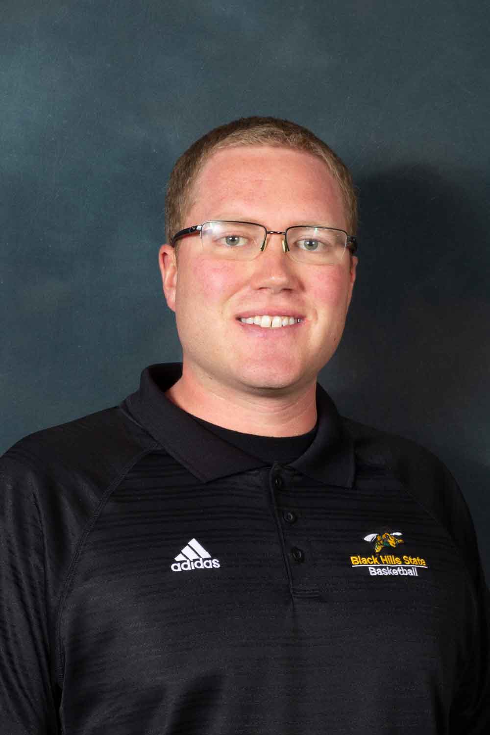 Profile Picture: 300w x 400h